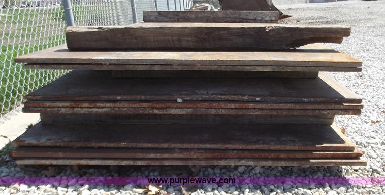 image for item D3792 (8) 4' x 8' street plates