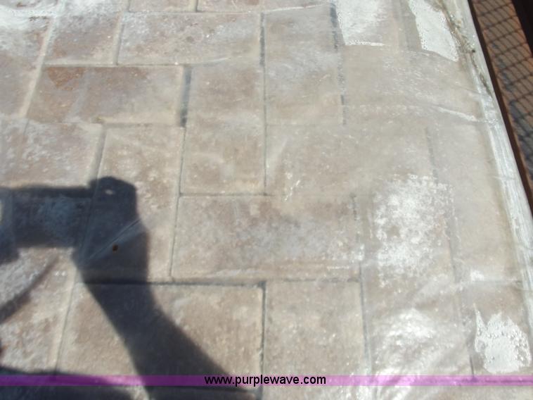 image for item D3796 (4) pallets of 80mm Holand pavers