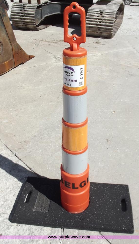 image for item D3797 (106) navigator cones with heavy base