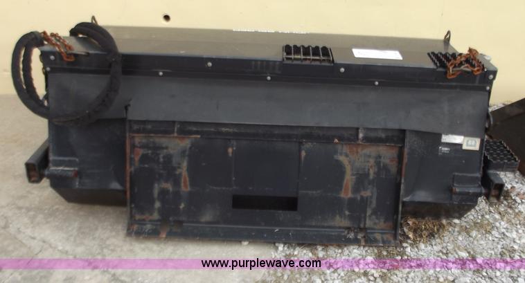 image for item D3820 Caterpillar BP18 pickup broom