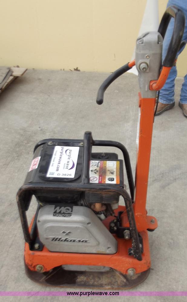 image for item D3826 Mikasa MVH120 heavy duty plate compactor