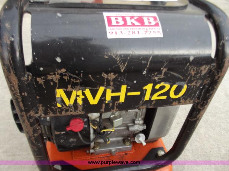 image for item D3826 Mikasa MVH120 heavy duty plate compactor