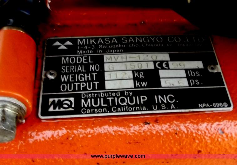 image for item D3826 Mikasa MVH120 heavy duty plate compactor