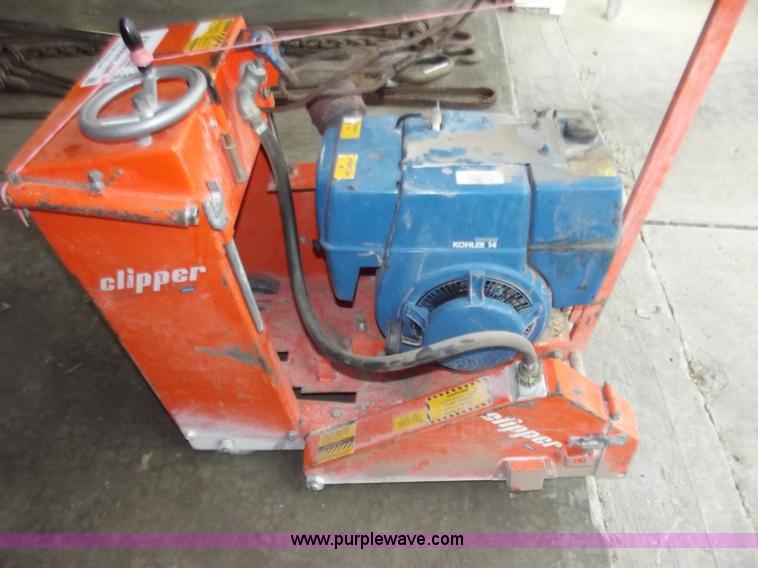 image for item D3833 Norton Clipper wet cut concrete saw