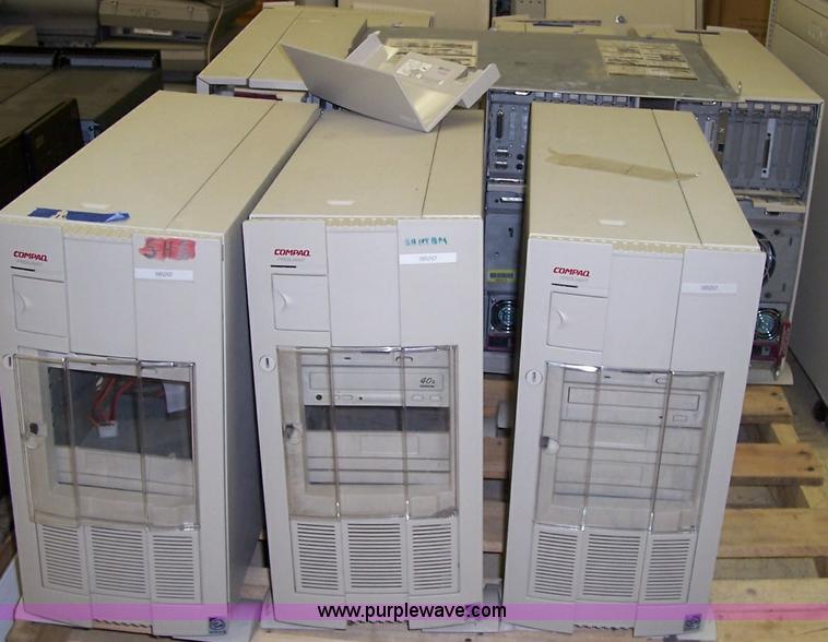 image for item B1174 (9) Compaq Proliant servers