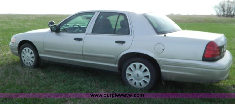 image for item B3597 2007 Ford Crown Victoria Police Interceptor
