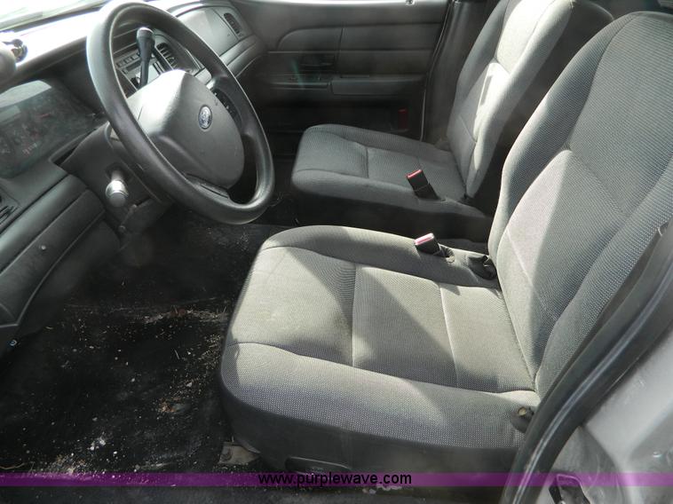 image for item B3597 2007 Ford Crown Victoria Police Interceptor