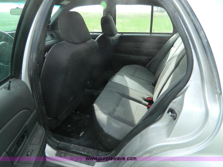 image for item B3597 2007 Ford Crown Victoria Police Interceptor