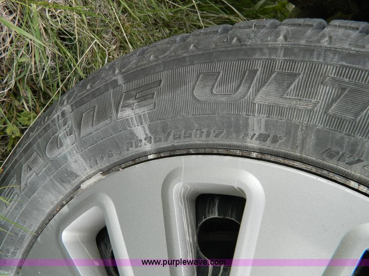 image for item B3627 2007 Ford Crown Victoria Police Interceptor