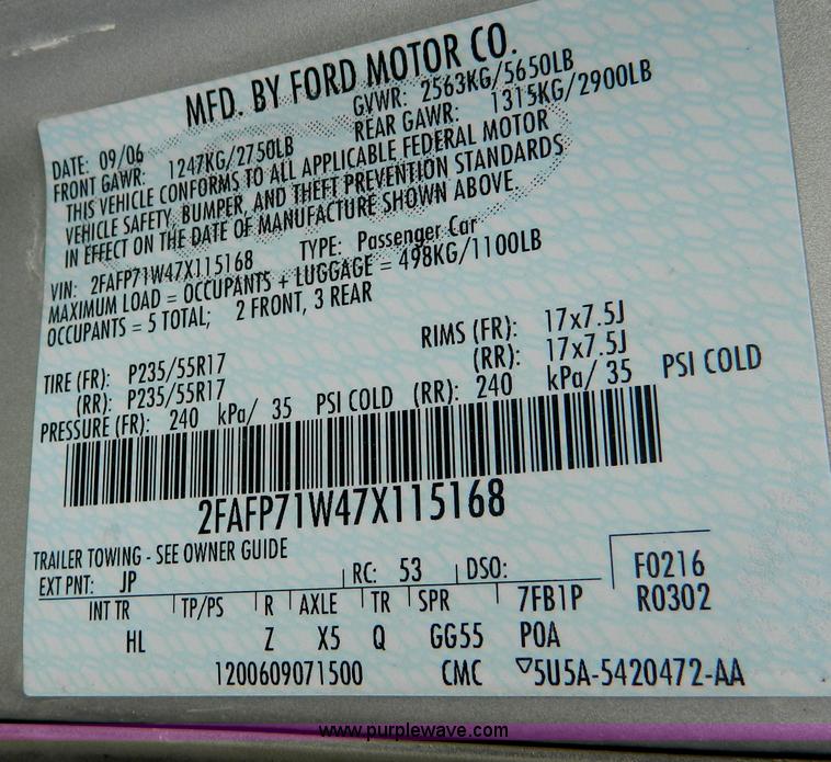 image for item B3627 2007 Ford Crown Victoria Police Interceptor