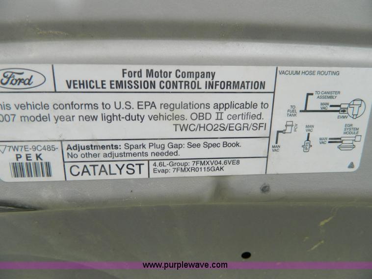 image for item B3627 2007 Ford Crown Victoria Police Interceptor