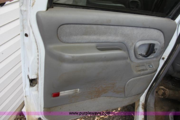 image for item B8743 1995 GMC Suburban K1500 SUV