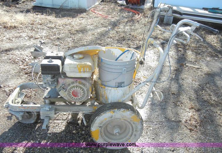 image for item C4124 Linear Dynamic 160 paint machine