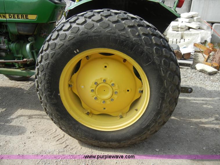 image for item C4261 1984 John Deere 1050 tractor