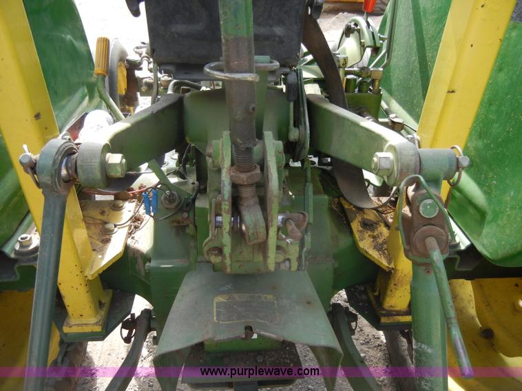 image for item C4261 1984 John Deere 1050 tractor