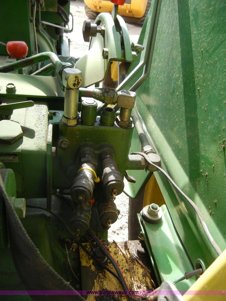 image for item C4261 1984 John Deere 1050 tractor