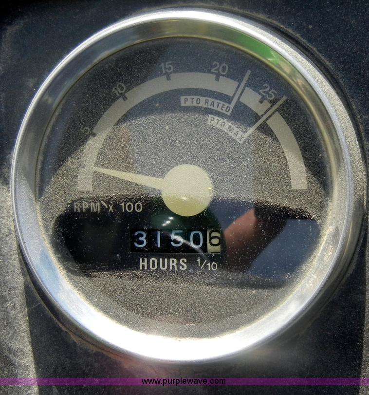 image for item C4261 1984 John Deere 1050 tractor