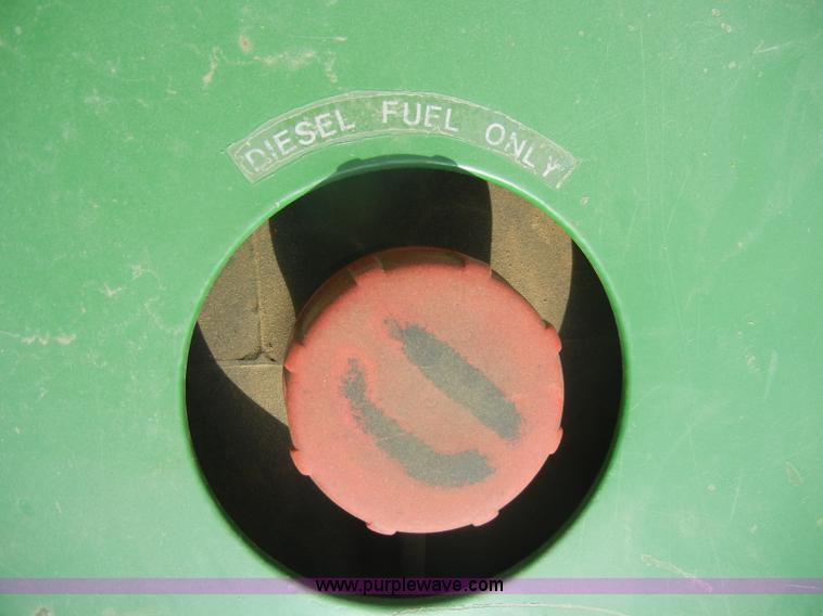 image for item C4261 1984 John Deere 1050 tractor