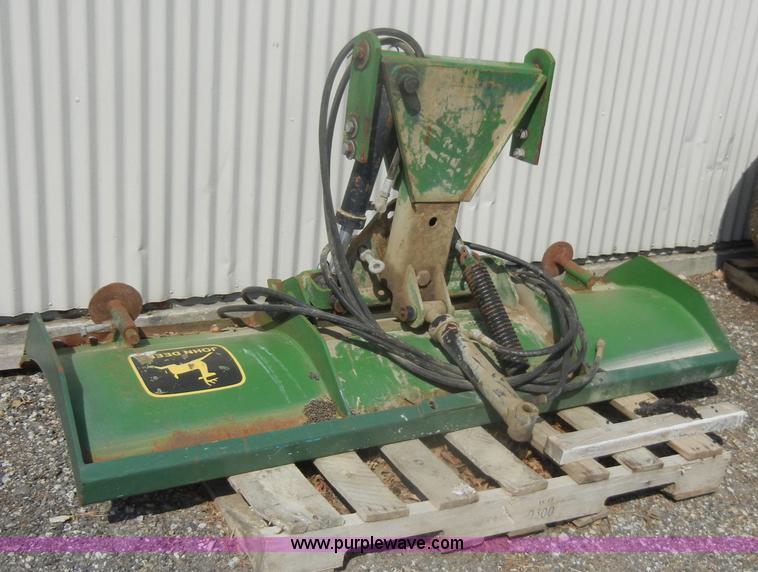 image for item C4261 1984 John Deere 1050 tractor