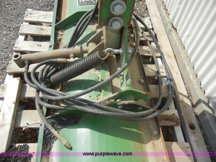 image for item C4261 1984 John Deere 1050 tractor