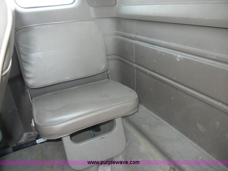 image for item C4262 1994 Ford F150 XL SuperCab pickup truck