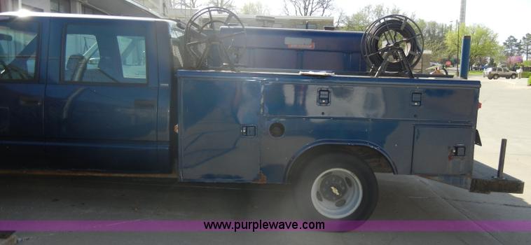 image for item C4374 1994 Chevrolet C3500 crew cab service truck