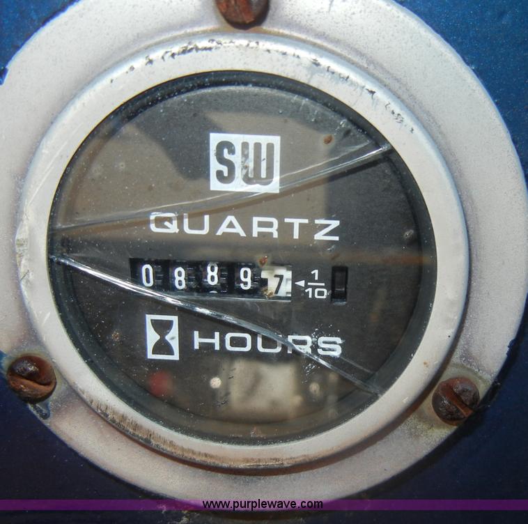 image for item C4374 1994 Chevrolet C3500 crew cab service truck