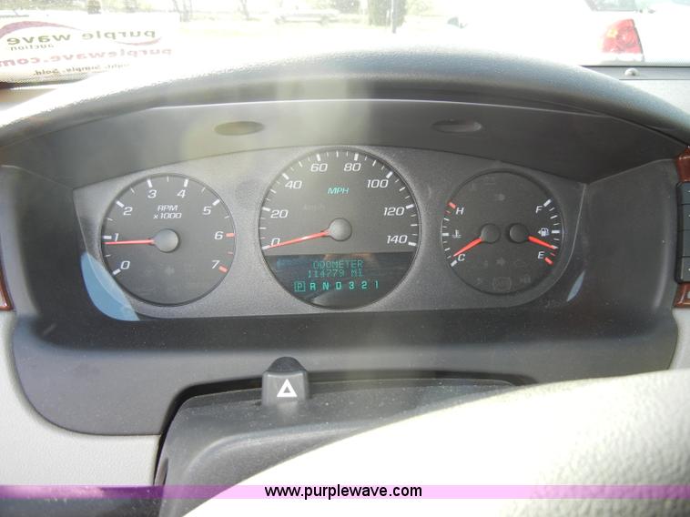 image for item C4375 2007 Chevrolet Impala LS