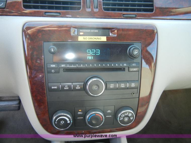 image for item C4378 2007 Chevrolet Impala LS