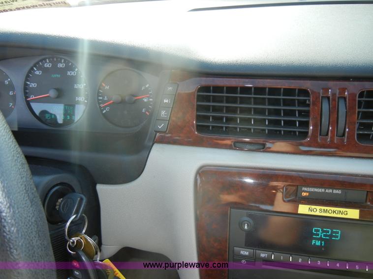 image for item C4378 2007 Chevrolet Impala LS