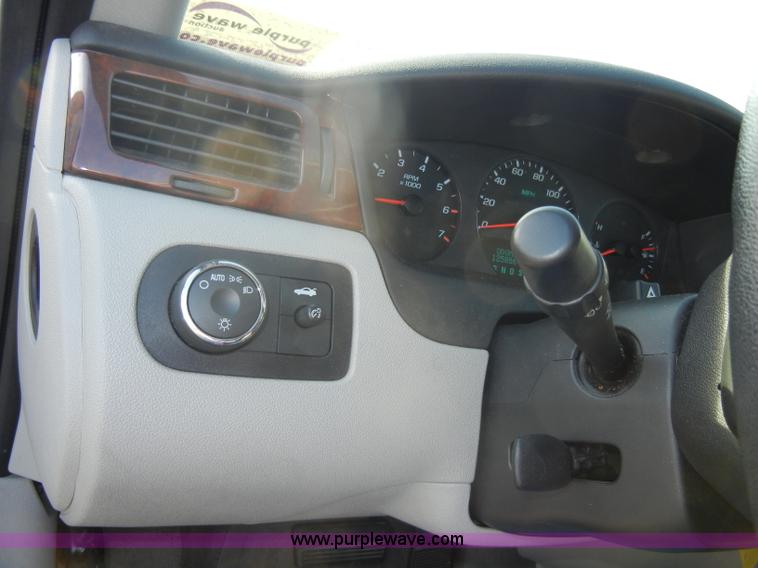image for item C4378 2007 Chevrolet Impala LS