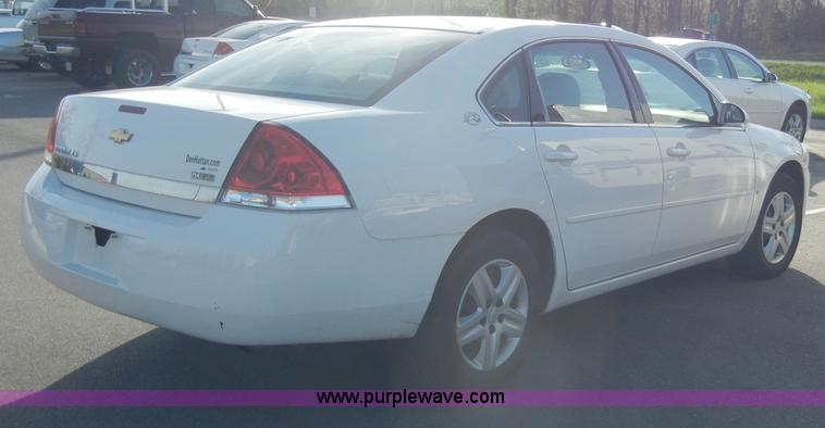 image for item C4379 2007 Chevrolet Impala LS