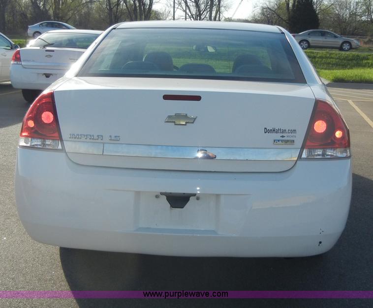 image for item C4379 2007 Chevrolet Impala LS