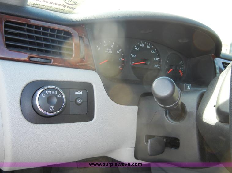 image for item C4379 2007 Chevrolet Impala LS