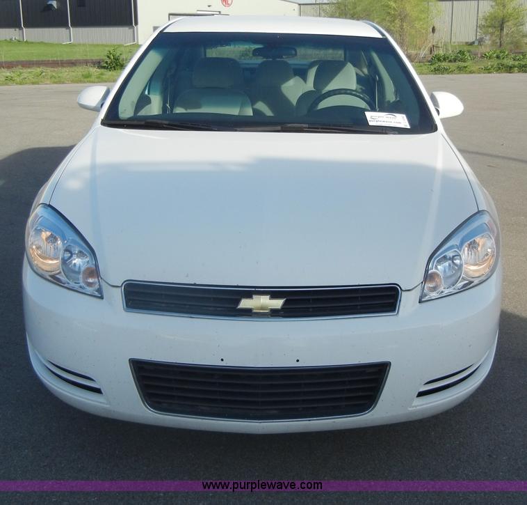 image for item C4380 2007 Chevrolet Impala LS