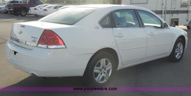 image for item C4380 2007 Chevrolet Impala LS