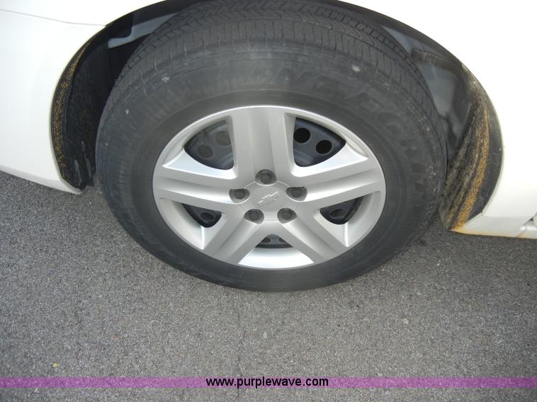 image for item C4380 2007 Chevrolet Impala LS