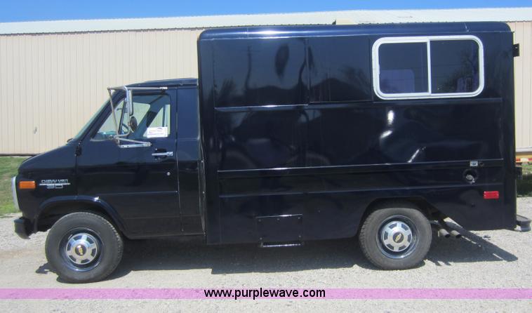 image for item C5412 1988 Chevrolet G30 van