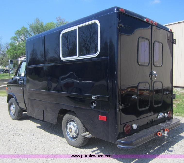 image for item C5412 1988 Chevrolet G30 van