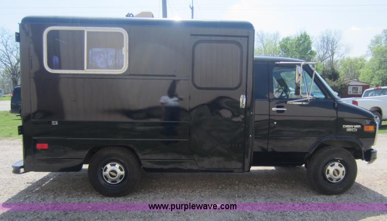 image for item C5412 1988 Chevrolet G30 van