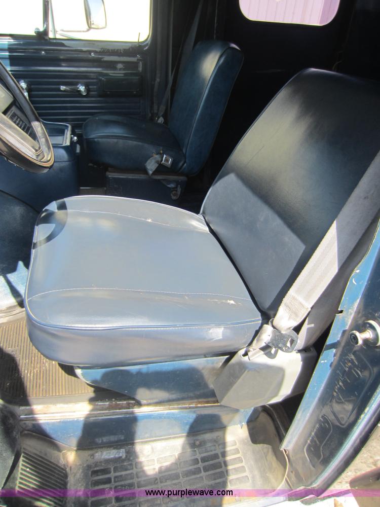 image for item C5412 1988 Chevrolet G30 van