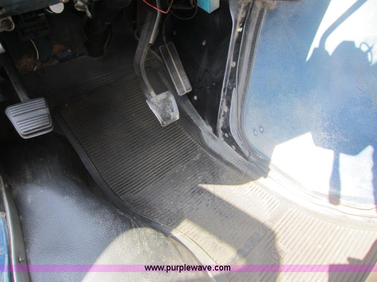 image for item C5412 1988 Chevrolet G30 van