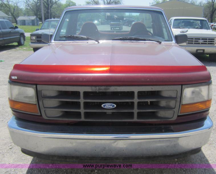 image for item C5413 1996 Ford F150 pickup truck