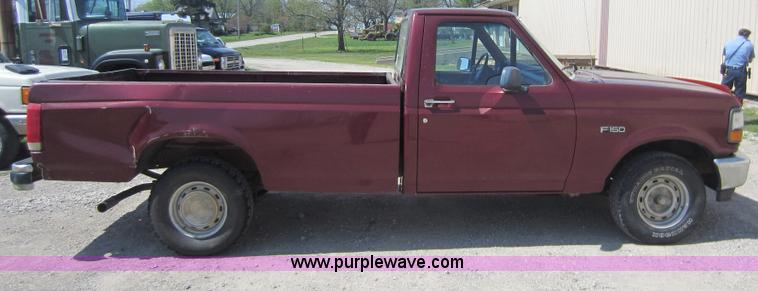 image for item C5413 1996 Ford F150 pickup truck