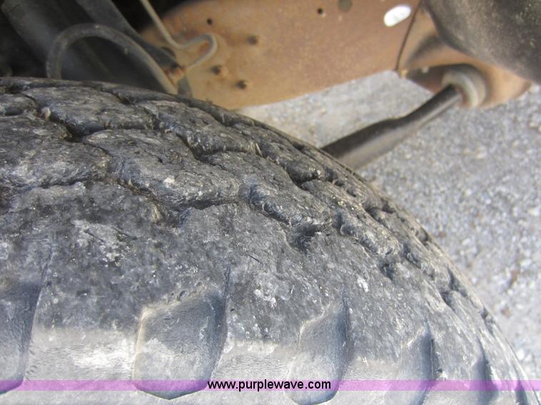 image for item C5413 1996 Ford F150 pickup truck