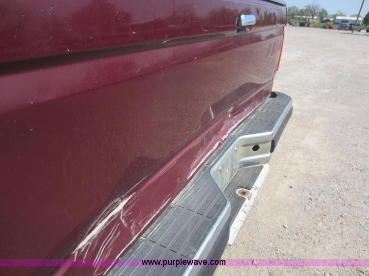 image for item C5413 1996 Ford F150 pickup truck