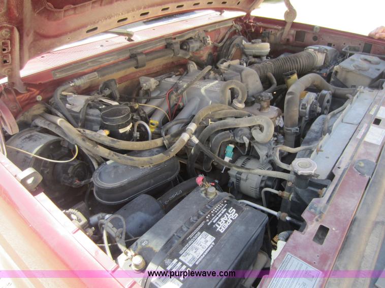 image for item C5413 1996 Ford F150 pickup truck