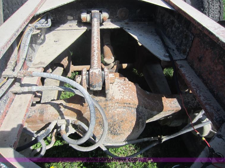 image for item C5414 1973 International Transtar 4200 semi truck