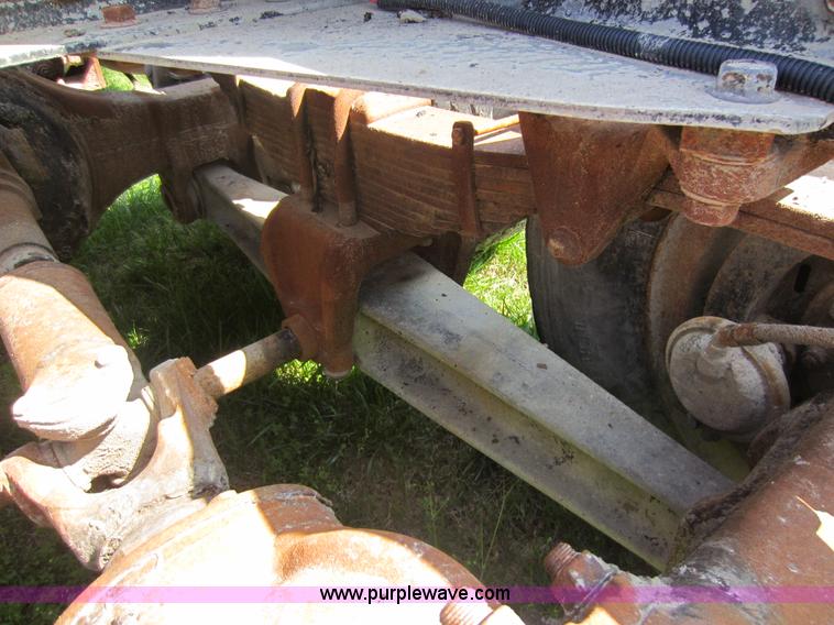 image for item C5414 1973 International Transtar 4200 semi truck