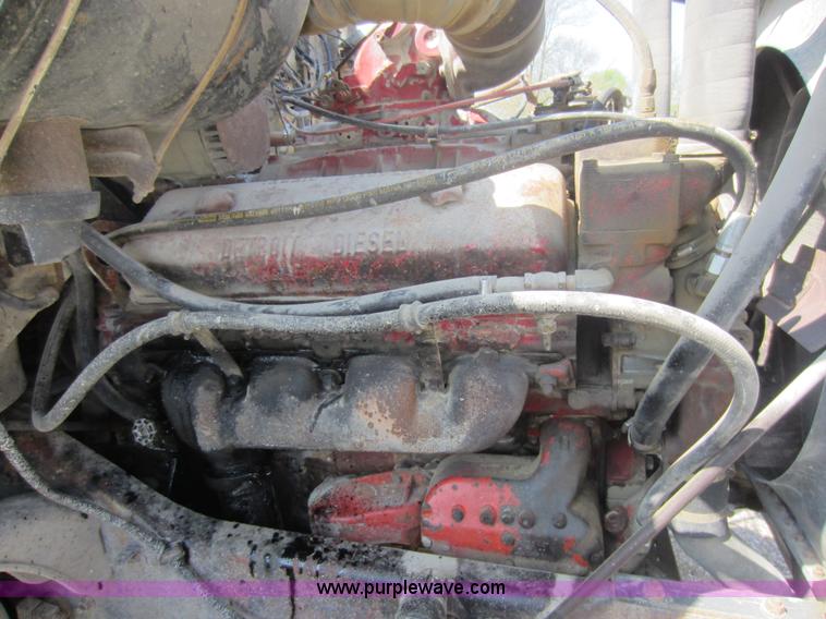 image for item C5414 1973 International Transtar 4200 semi truck